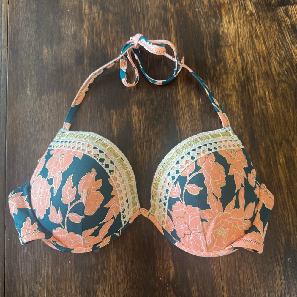 Shade & Shore Pink and Black Swim Bra with Underwire Support